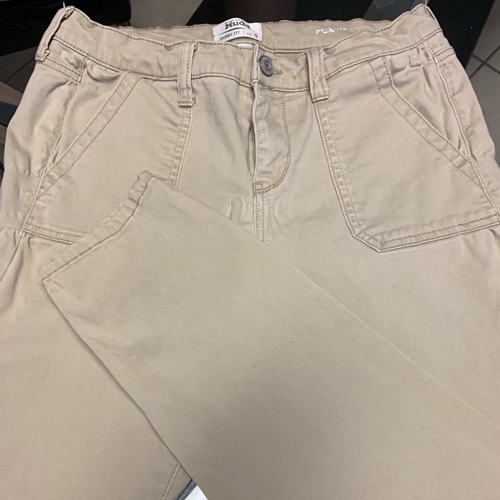 Mudd Size 9 Khakis